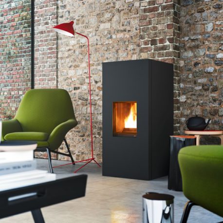 Estufa de pellet Aike MCZ - Chimeneas Impormade