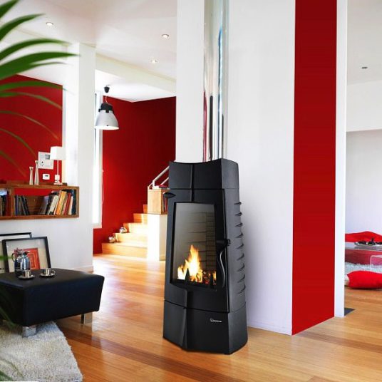 Estufa de leña Chamane Invicta - Chimeneas Impormade